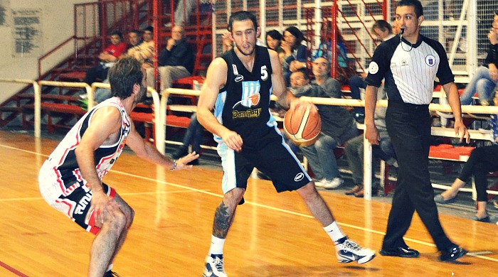 Imparable. Jorge Banegas la rompio en el clasico.