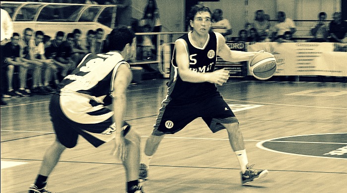 Pato sobresaliente. Fernando Crespi aporto 24 anotaciones.