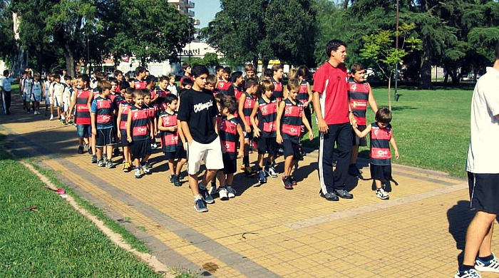 ENCUENTRO MINI EN PLAZA 2