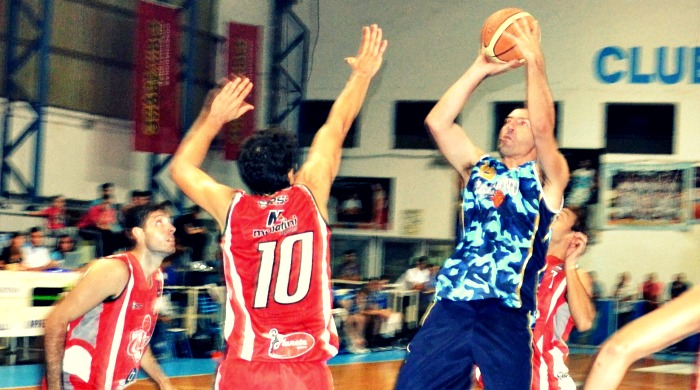 LE GANO DE PUNTA A PUNTA